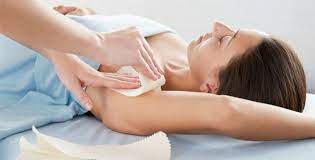 Underarms waxing