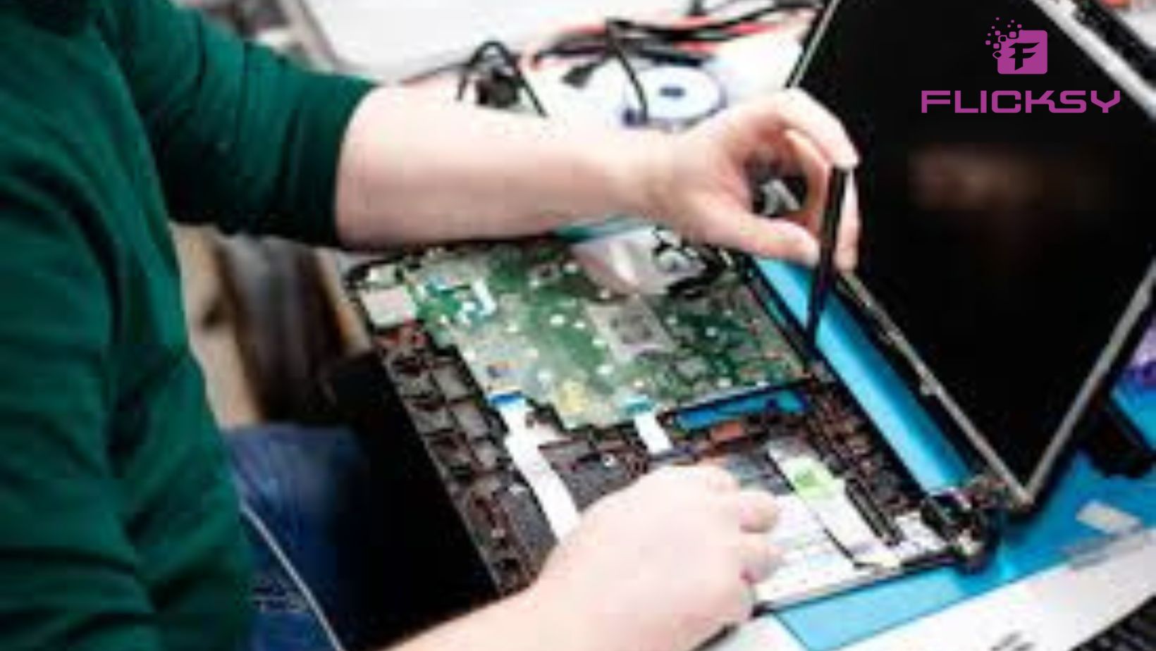 Laptop service