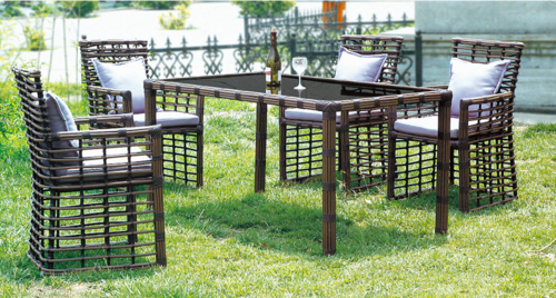 Patio dining set assembly